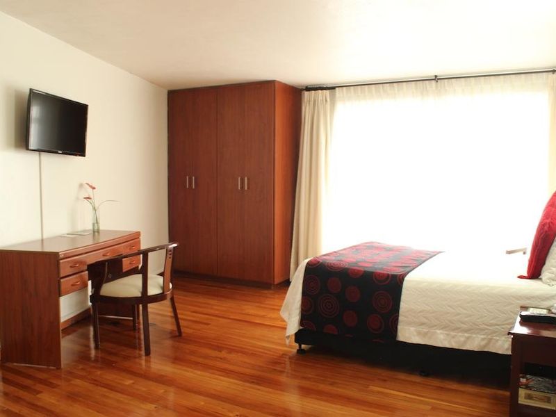 Hotel Photo 4