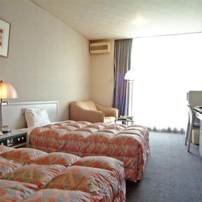 NearBy Hotel