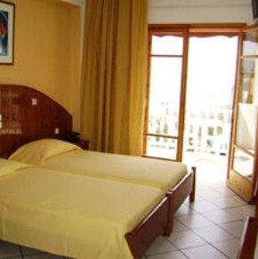 NearBy Hotel