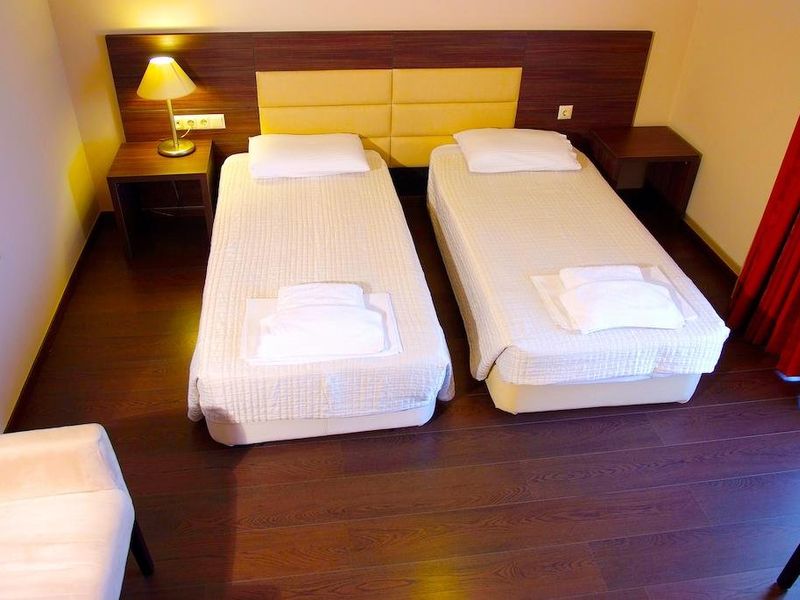 Hotel Photo 9