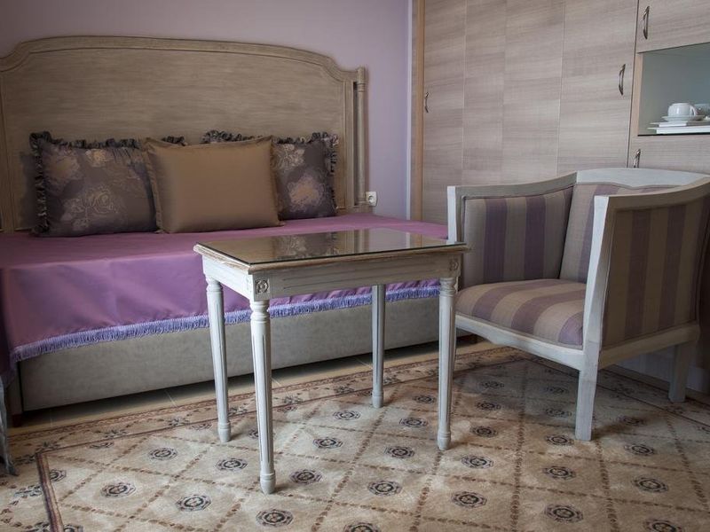Hotel Photo 9