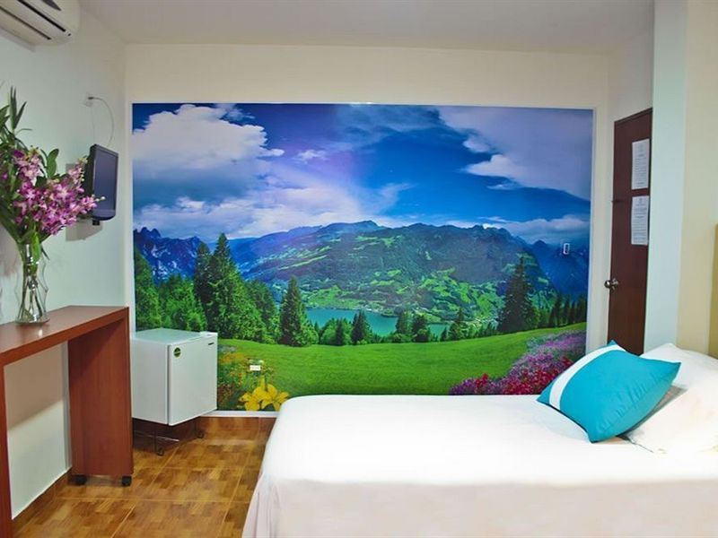 Hotel Photo 3