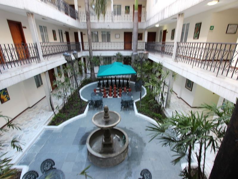 Hotel Photo 11