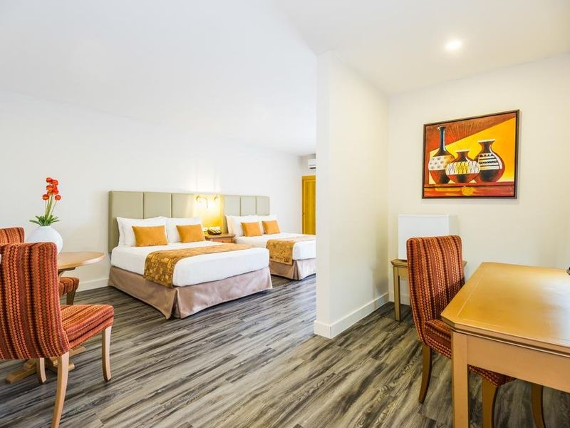 Hotel Photo 2