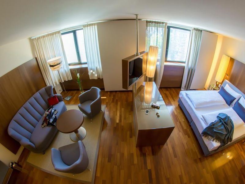 Hotel Photo 5