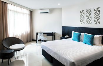 Hotel Photo 1