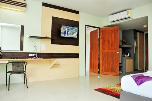 Hotel Photo 5