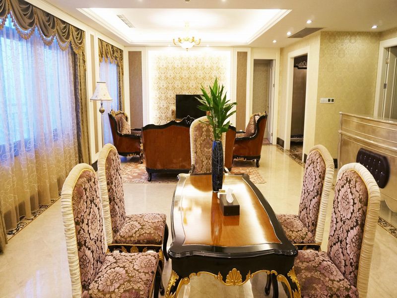 Hotel Photo 12