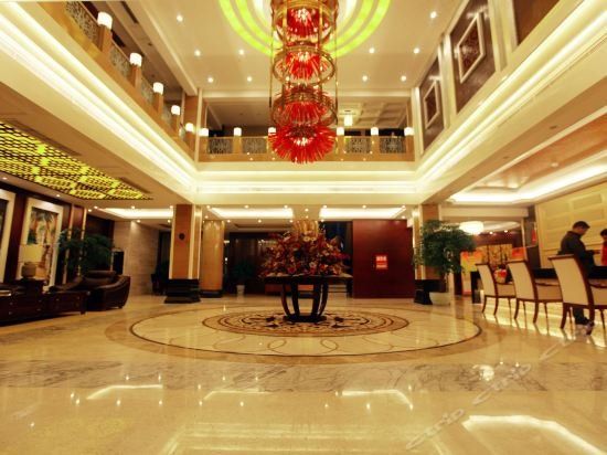 Guangyuan Century Garden Hotel