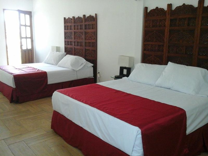 Hotel Photo 8