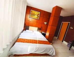 OYO 1002 Hotel Elizabeth Semarang Indonesia