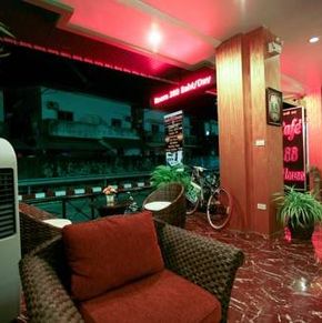 NearBy Hotel