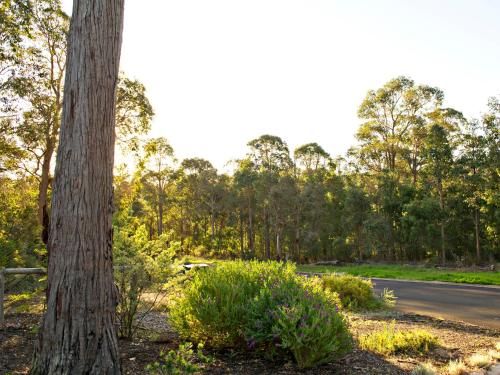 Waters Edge Margaret River Est 2010