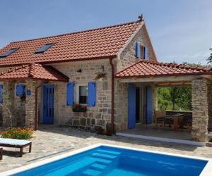 Family friendly house with a swimming pool Puljane (Krka) - 11688 Puljane Croatia