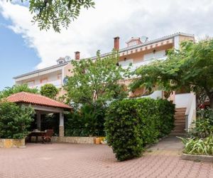 Apartments by the sea Simuni (Pag) - 4083 Kolan Croatia