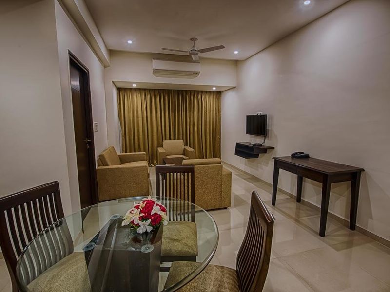 Hotel Photo 6