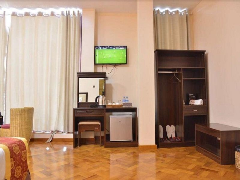Hotel Photo 7
