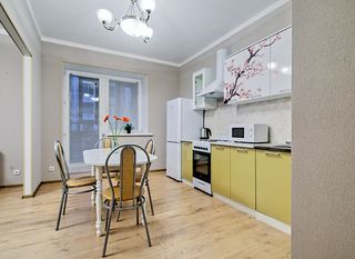 FlatHome24 на Фермском 20