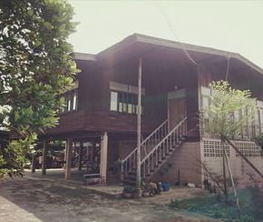 NearBy Hotel