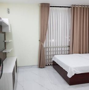NearBy Hotel