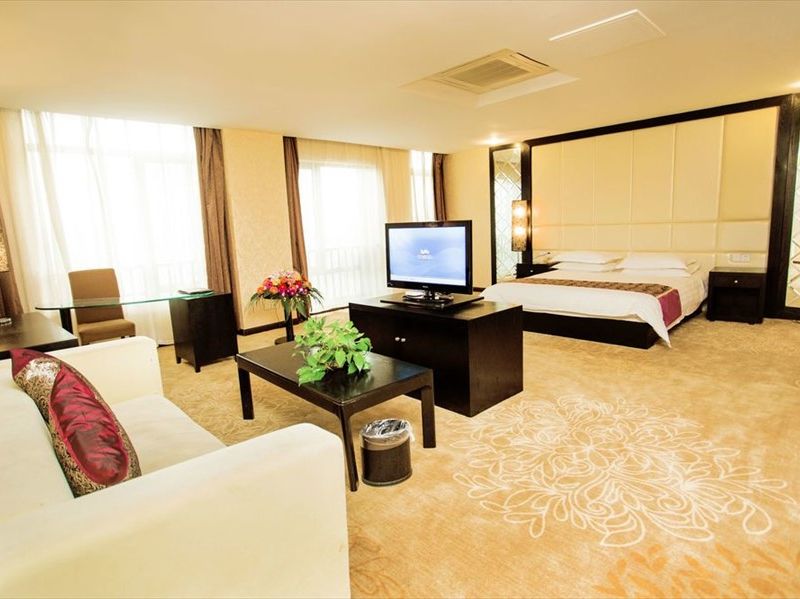 Hotel Photo 1