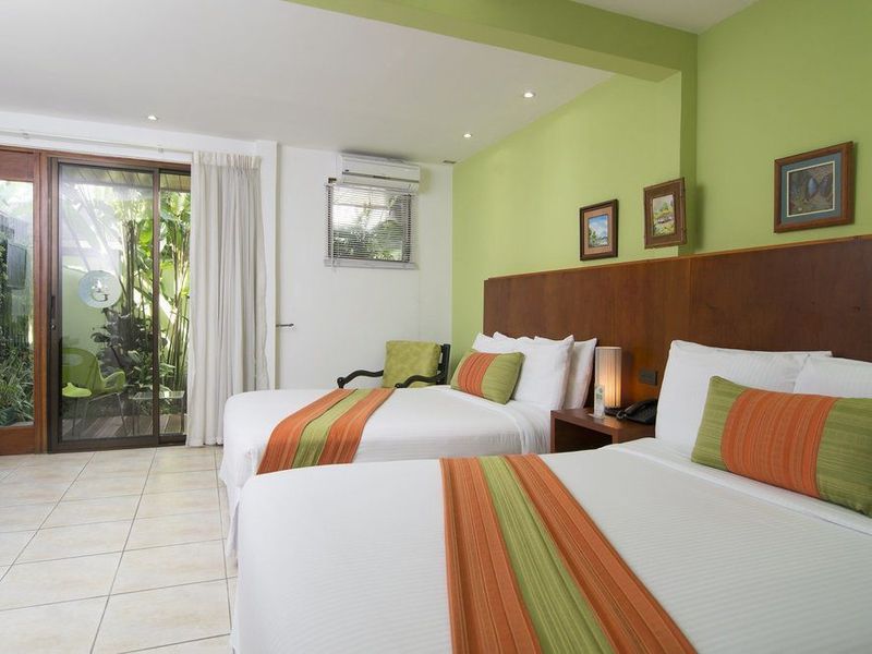 Hotel Photo 8