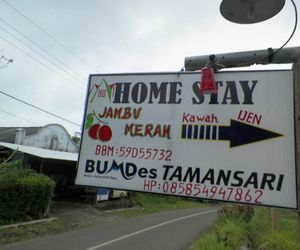 Jambu Merah Homestay Banyuwangi Indonesia