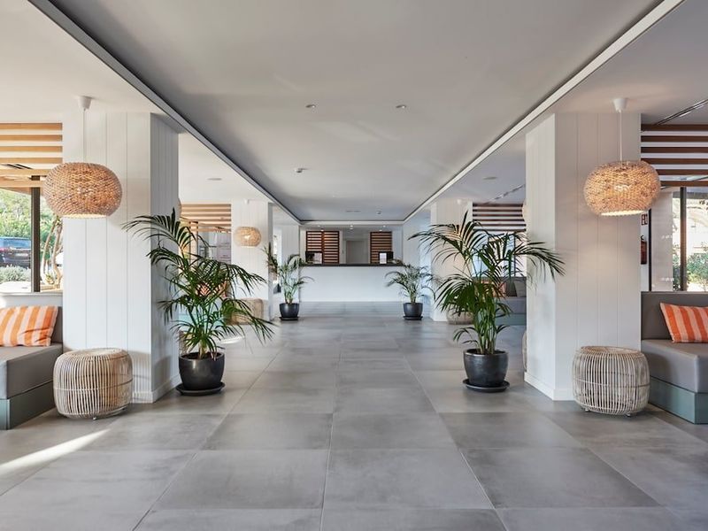 Hotel Photo 12
