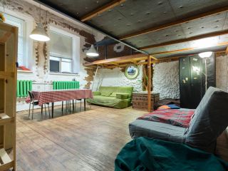 Loft near Embankment. 15min walk to Palace square.
