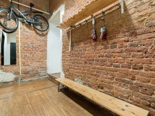 Loft near Embankment. 15min walk to Palace square.