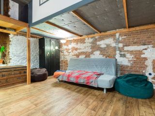 Loft near Embankment. 15min walk to Palace square.