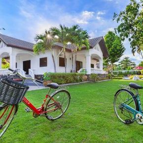NearBy Hotel