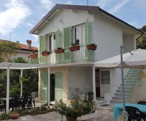 Le Mura Holiday Home Marina di Pietrasanta Italy