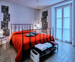 In the heart of Como 1 br apt Como Italy