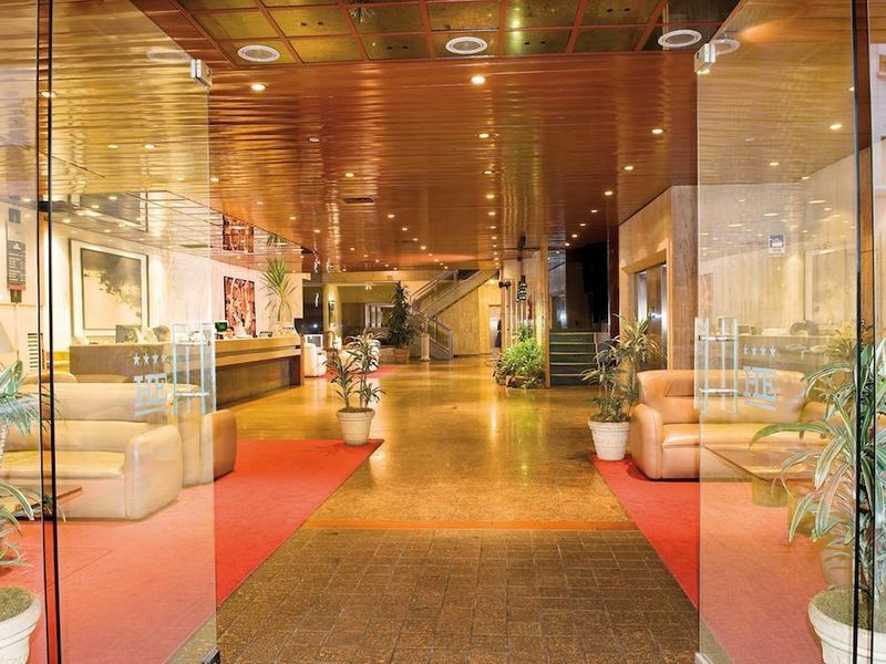 Hotel Photo 11