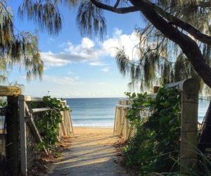 20 Steps to the Sand! Mooloolaba Australia