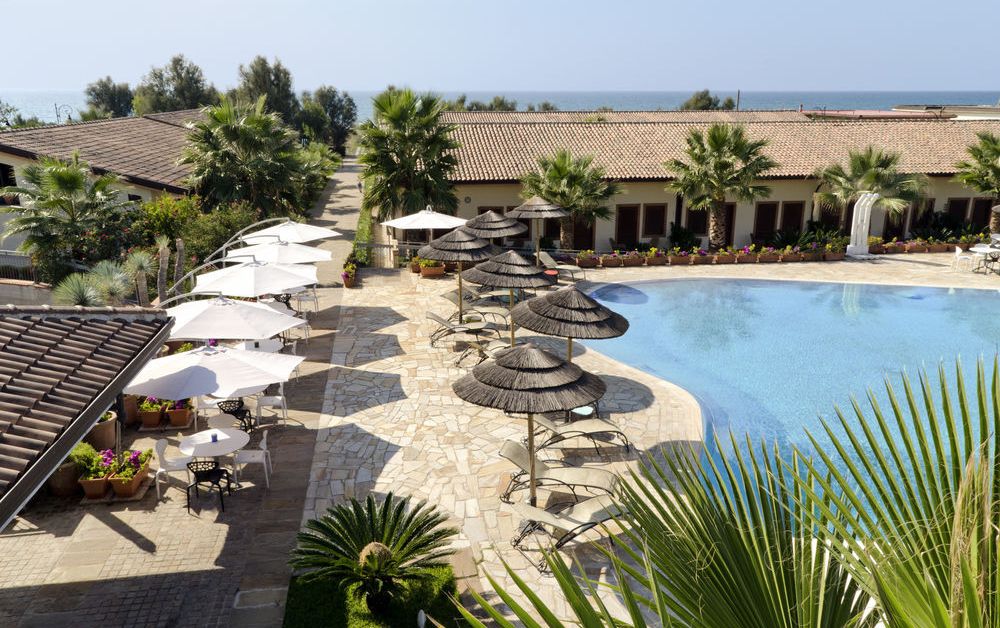 hotel paestum inn beach resort