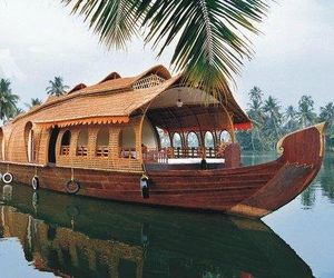 Sanmeli holidays Kochi India