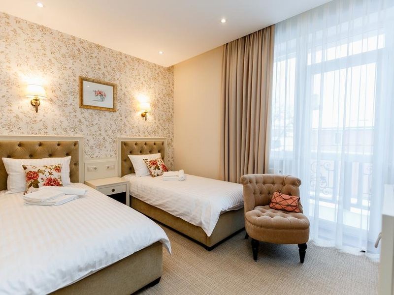 Hotel Photo 1