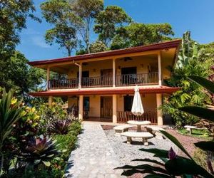 Villas Alturas Dominical Costa Rica