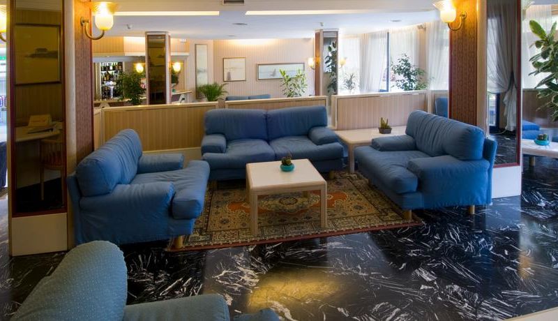 Hotel Photo 8