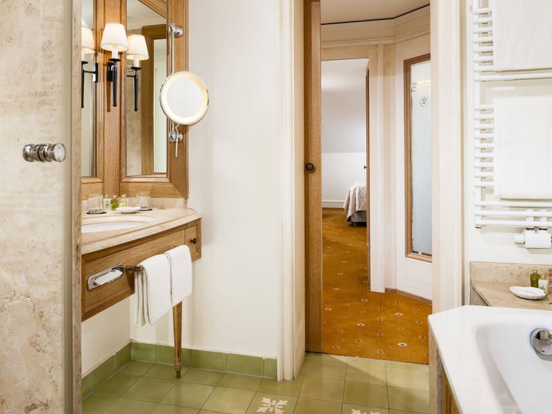 Hotel Photo 9