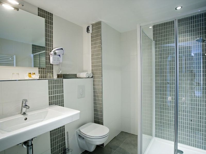 Hotel Photo 9