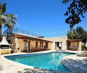 Lithos Holiday Villas Peyia Cyprus