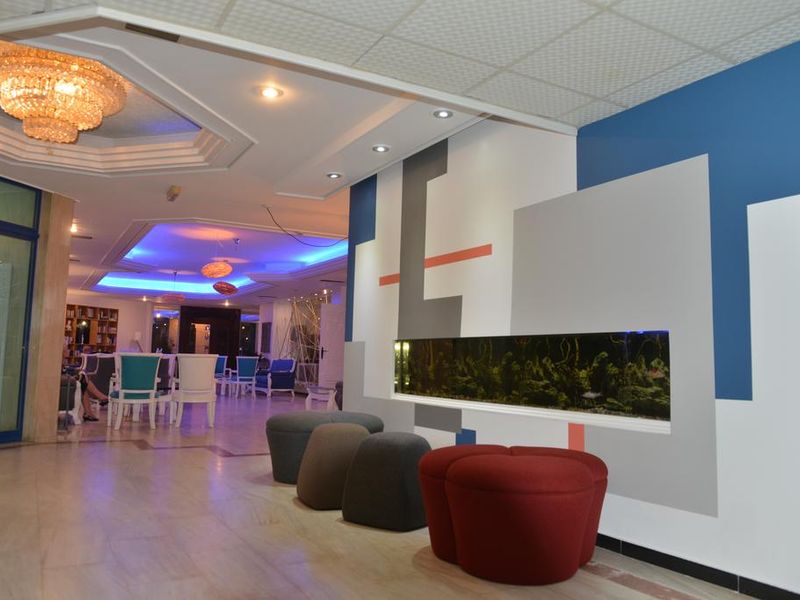 Hotel Photo 12