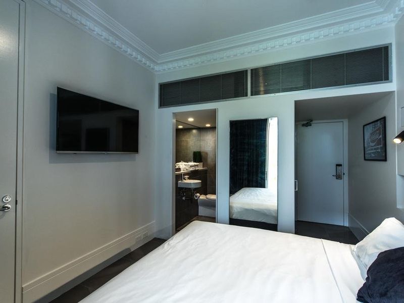 Hotel Photo 8