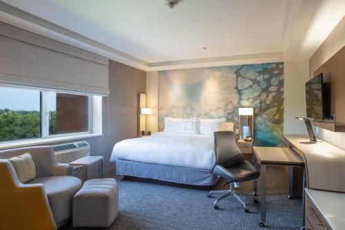 Courtyard by Marriott New York Queens/Fresh Meadows