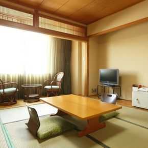NearBy Hotel