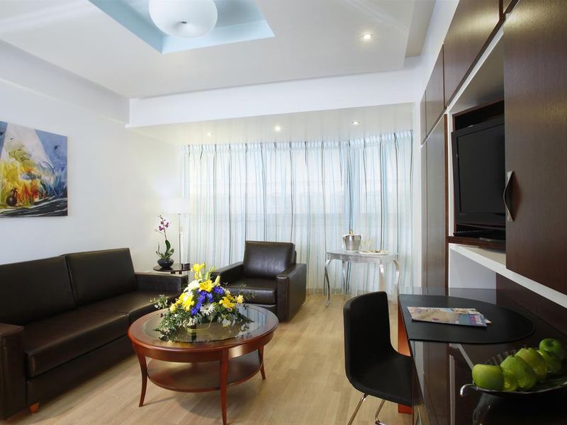Hotel Photo 5