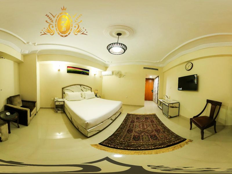 Hotel Photo 11
